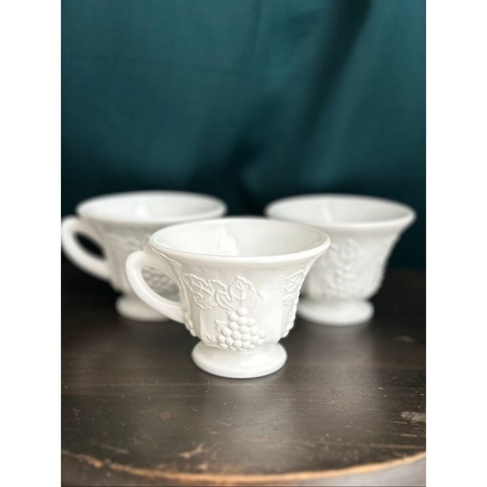 Colony Harvest Milk Glass Punch Snack Cups